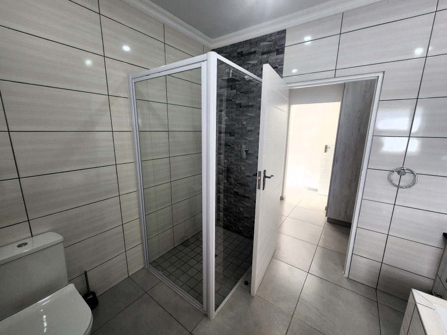 3 Bedroom Property for Sale in Dana Bay Western Cape